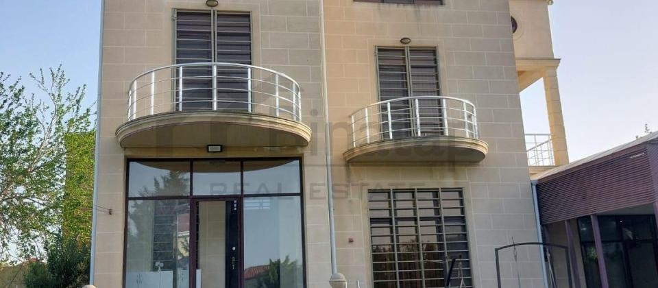 Satılır 6 otaqlı həyət evi/bağ evi 250 m², Novxanı q.