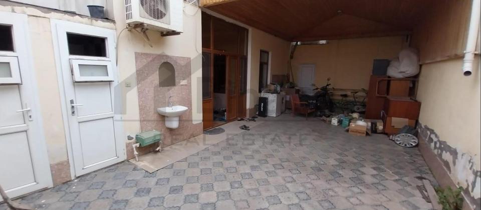 Satılır 8 otaqlı həyət evi/bağ evi 450 m², Əmircan q. - 12