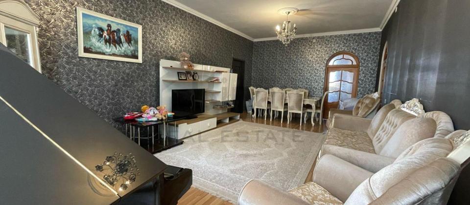 Satılır 6 otaqlı həyət evi/bağ evi 240 m², Bülbülə q. - 4