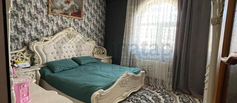 Satılır 6 otaqlı həyət evi/bağ evi 240 m², Bülbülə q. - 12