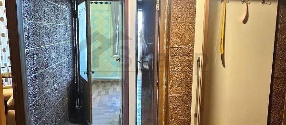 Kooperasiya Universiteti ve Cidir meydaninin yaninda 2 otaqli menzil kiraye verilir/50 kv.m. - 11