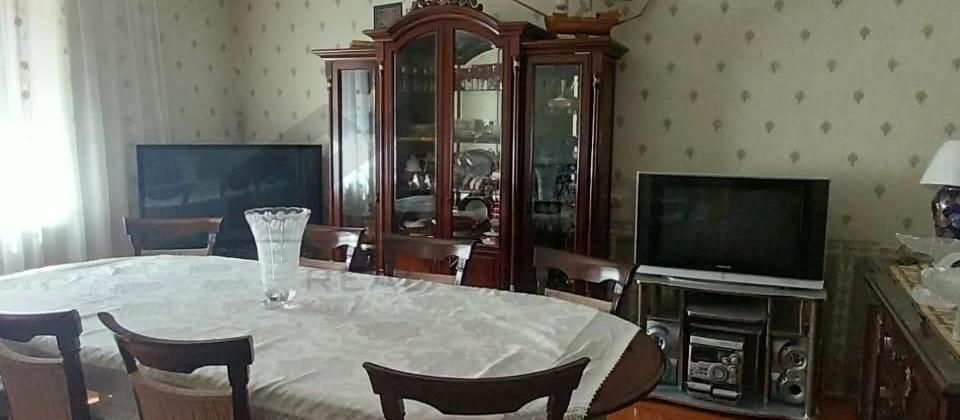 Satılır 4 otaqlı həyət evi/bağ evi 110 m², Qaraçuxur q.