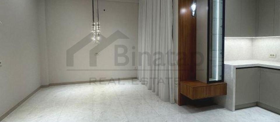 Nerimanov m/s ve Metropark t/m yaxin 4 otaqli menzil satilir/214 kv.m. - 2