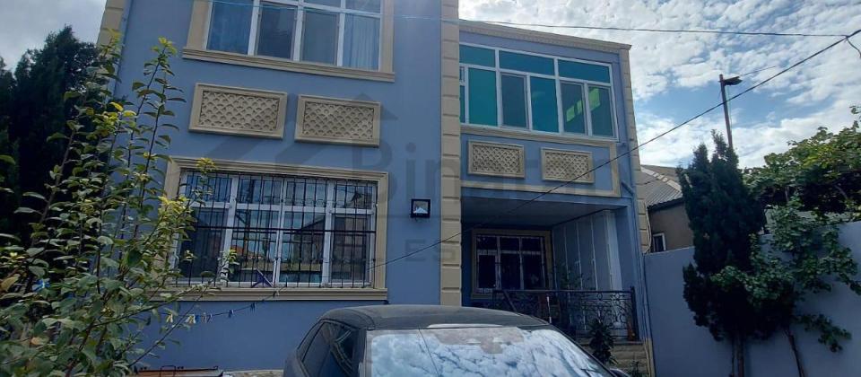 Satılır 5 otaqlı həyət evi/bağ evi 200 m², Bakıxanov q.