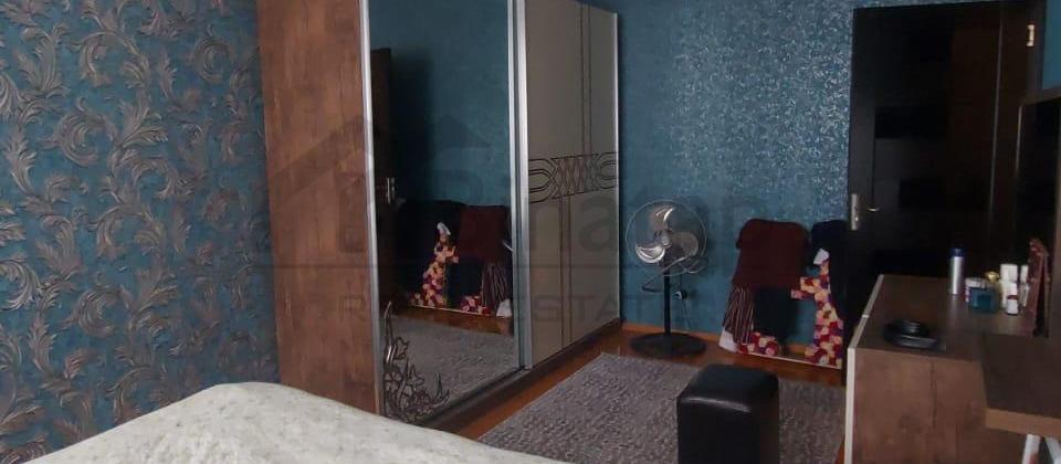 Satılır 5 otaqlı həyət evi/bağ evi 200 m², Bakıxanov q. - 12