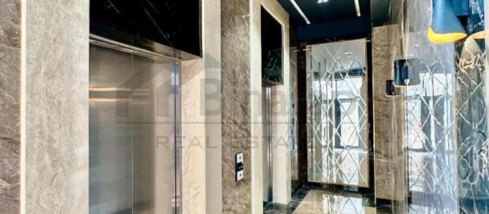 Tebriz kuchesi, Sherq bazari ve 28 May m/s yaxin 3 otaqli menzil satilir/103.3 kv.m. - 2