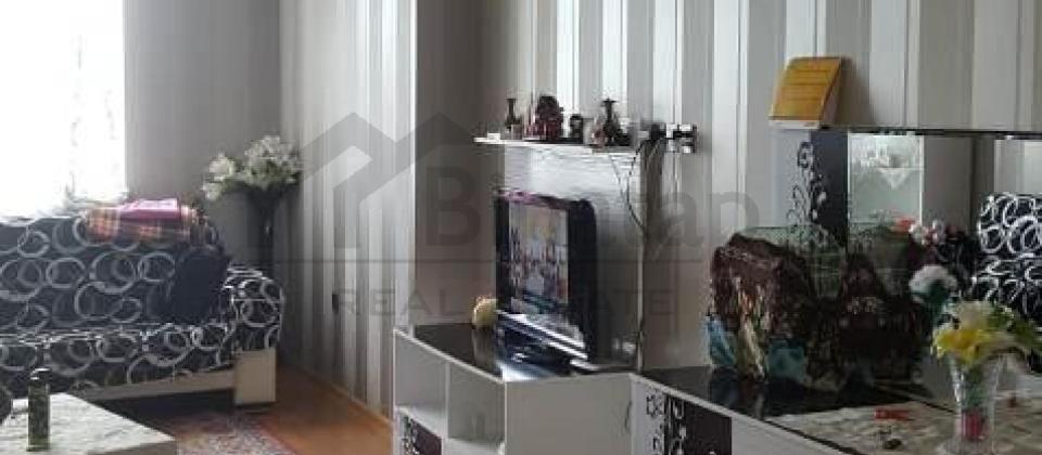 Kubinka, Qish parki, 28 May ve Nizami m/s yaxin 3 otaqli menzil satilir/90 kv.m.