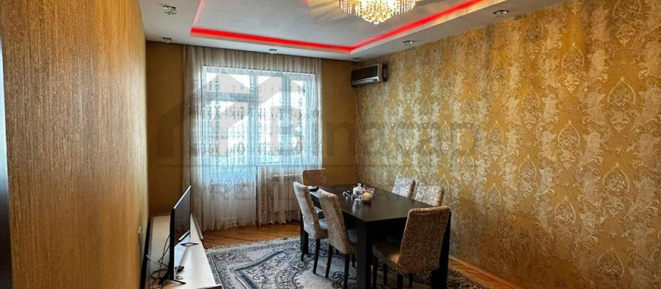 Satılır 2 otaqlı yeni tikili 67 m², Bakıxanov q.