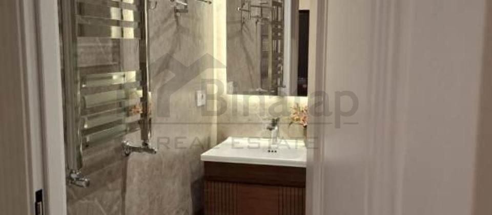 Sherq bazarinin yani, 28 May m/s yaxin 2 otaqli menzil satilir/65 kv.m. - 11