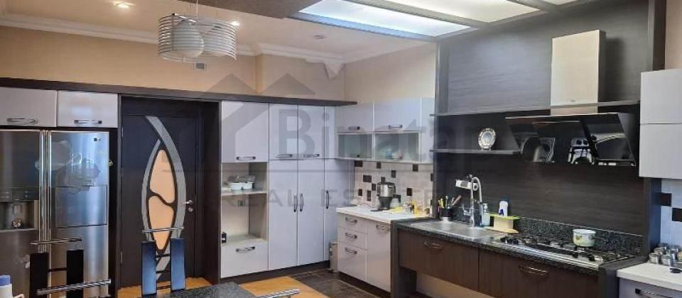 Azadliq prospekti, Koala ve Koroglu parklarinin yaninda 4 otaqli menzil satilir/223 kv.m. - 3