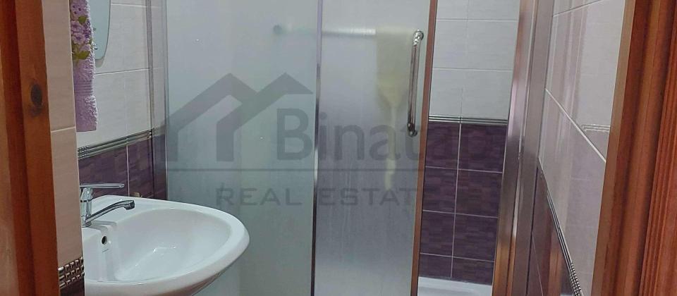 Azadliq Prospekti m/s yaninda 4 otaqlı menzil satilir/75 kv.m., 8ci mkrn - 15