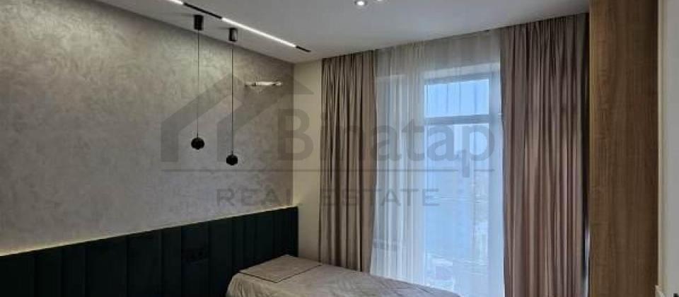 Grand Hayat Residence'de 3 otaqli menzil satilir/103 kv.m., Tbilis prospekti - 6