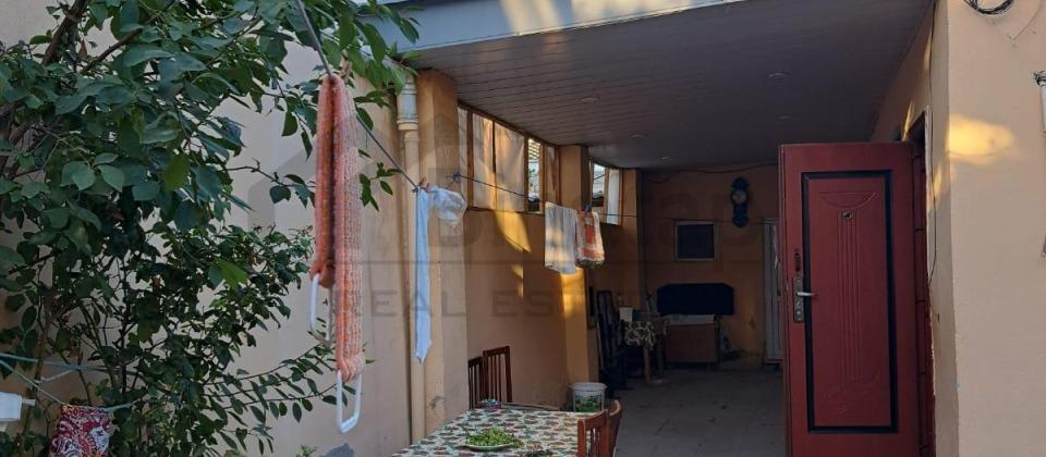 Satılır 4 otaqlı həyət evi/bağ evi 100 m², Bakıxanov q. - 11