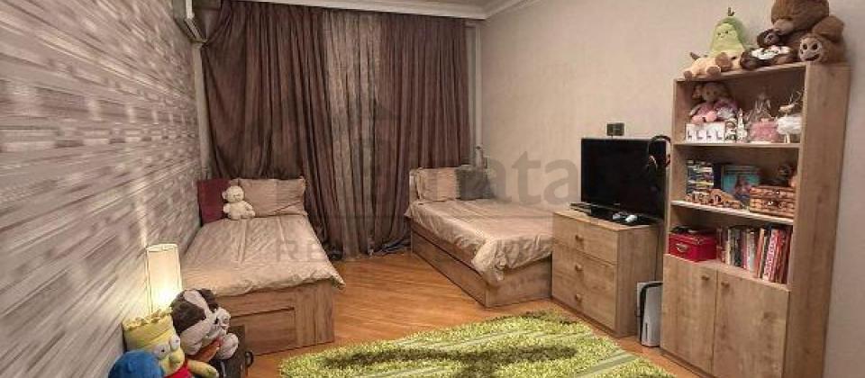 Badamdar, Oxford mektebi ve Botanika baginin yaninda 3 otaqli menzil satilir/156 kv.m. - 7