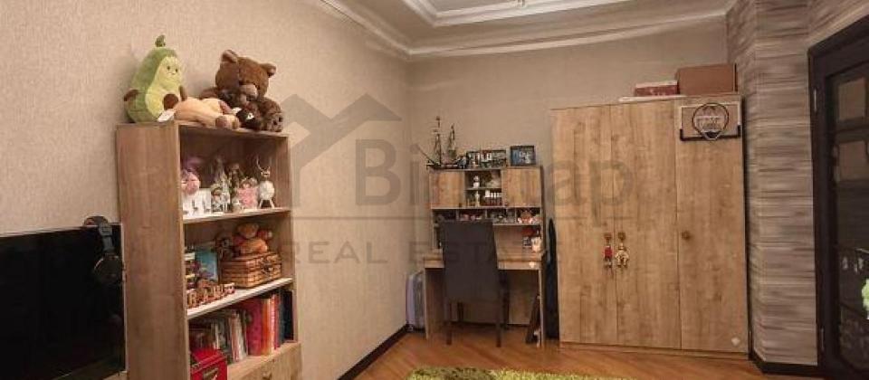 Badamdar, Oxford mektebi ve Botanika baginin yaninda 3 otaqli menzil satilir/156 kv.m. - 8