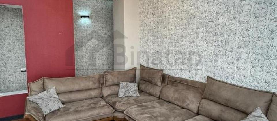 Tbilisi prospekti, 8 Noyabr m/s yaxin 3 otaqli menzil satilir/162 kv.m. - 3