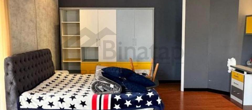 Tbilisi prospekti, 8 Noyabr m/s yaxin 3 otaqli menzil satilir/162 kv.m. - 8