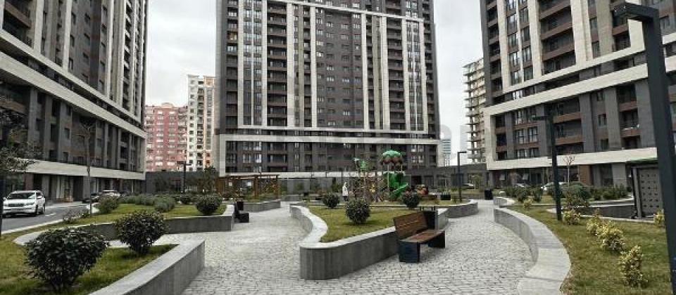 "Baku City Residence Khatai" m/s yaninda 2 otaqli menzil satilir/67.1 kv.m.