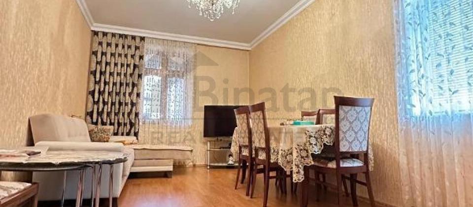 Tebriz kuchesi, 28 May m/s yaxin 2 otaqli menzil satilir/65 kv.m.