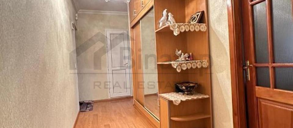 Tebriz kuchesi, 28 May m/s yaxin 2 otaqli menzil satilir/65 kv.m. - 7