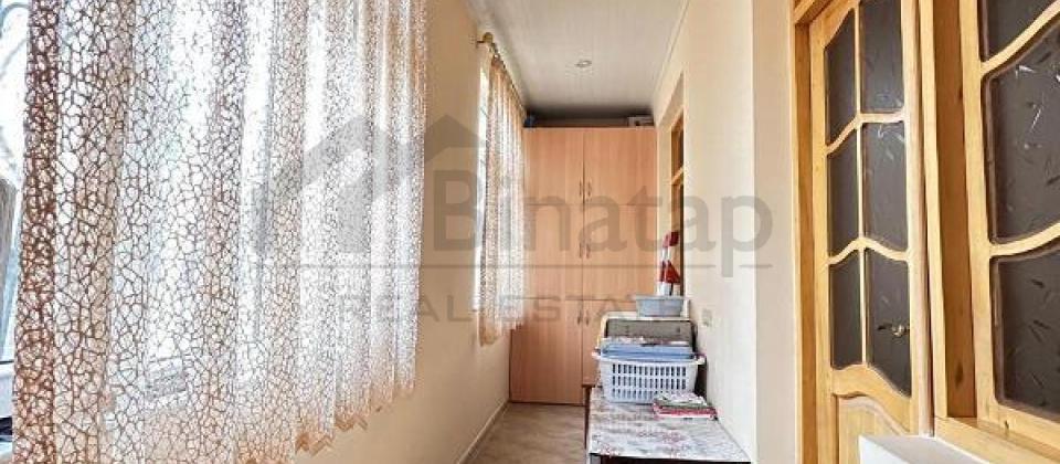 Tebriz kuchesi, 28 May m/s yaxin 2 otaqli menzil satilir/65 kv.m. - 8