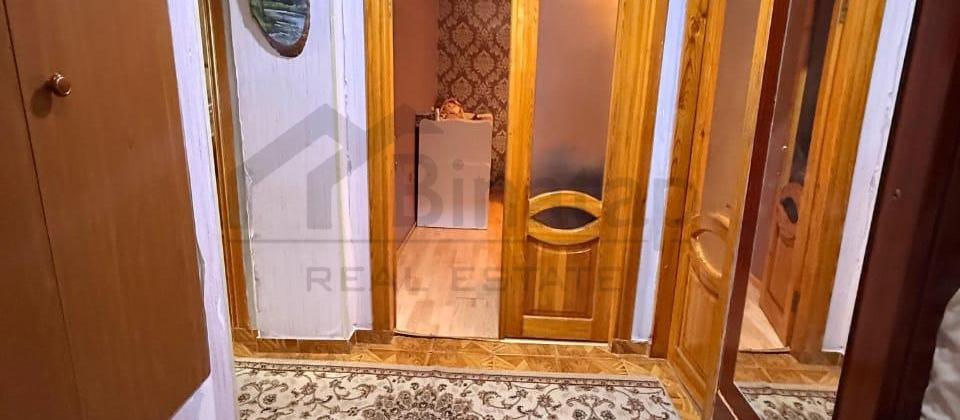 Avropa məktəbinin yanında. - 9