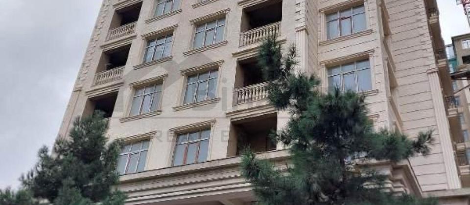 Heyder Eliyev prospekti, Nerimanov m/s yaxin 2 otaqli menzil satilir/85 kv.m. - 2