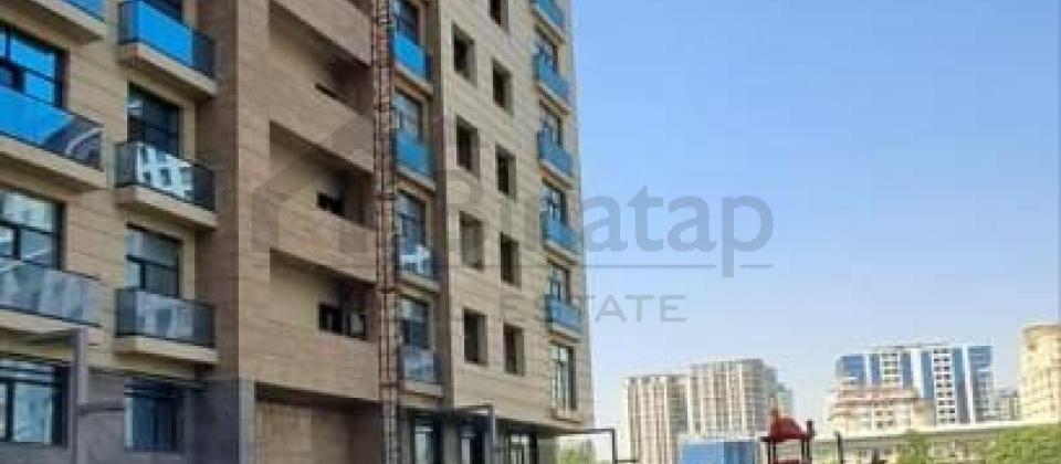 Azadliq prospekti, 28 May m/s yaninda 3 otaqli menzil satilir/121.3 kv.m. - 4