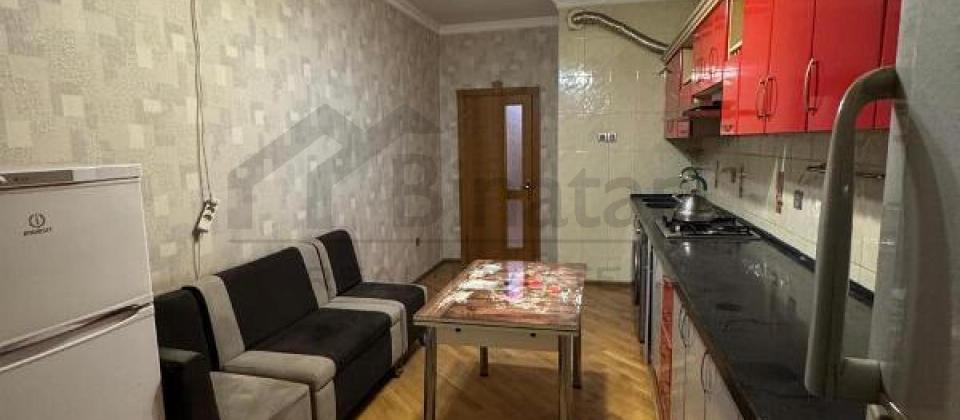 8 Noyabr m/s yaninda 3 otaqli menzil satilir/125 kv.m. - 7