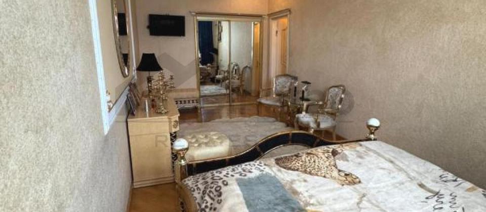 BDU ve Elmler Akademiyasi m/s yaxin 4 otaqli menzil satilir/185 kv.m. - 4