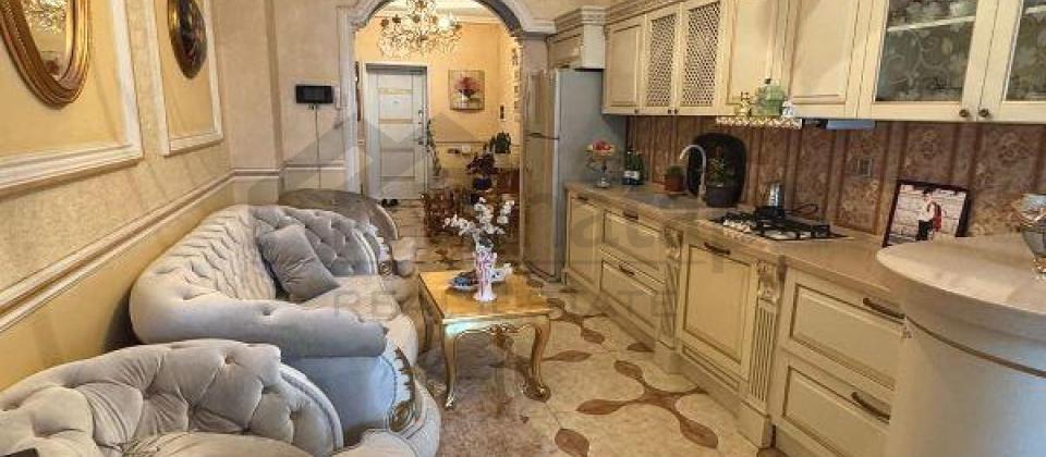 BDU ve Elmler Akademiyasi m/s yaxin 4 otaqli menzil satilir/185 kv.m. - 11