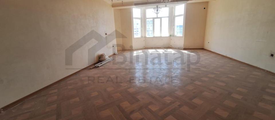 Satılır 3 otaqlı yeni tikili 154 m², Nizami m. - 2