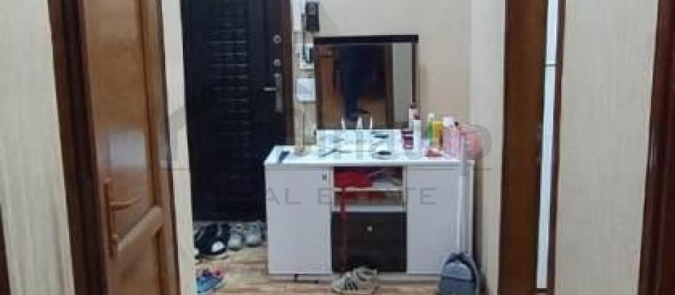 20 Yanvar m/s ve Bravo hipermarketin yaninda 2 otaqli menzil satilir/54 kv.m. - 7