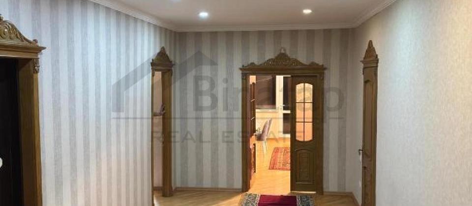 Yashil Ada ushaq bagchasinin yani, 8 Noyabr m/s yaxin 3 otaqli menzil kiraye verilir/162 kv.m. - 11