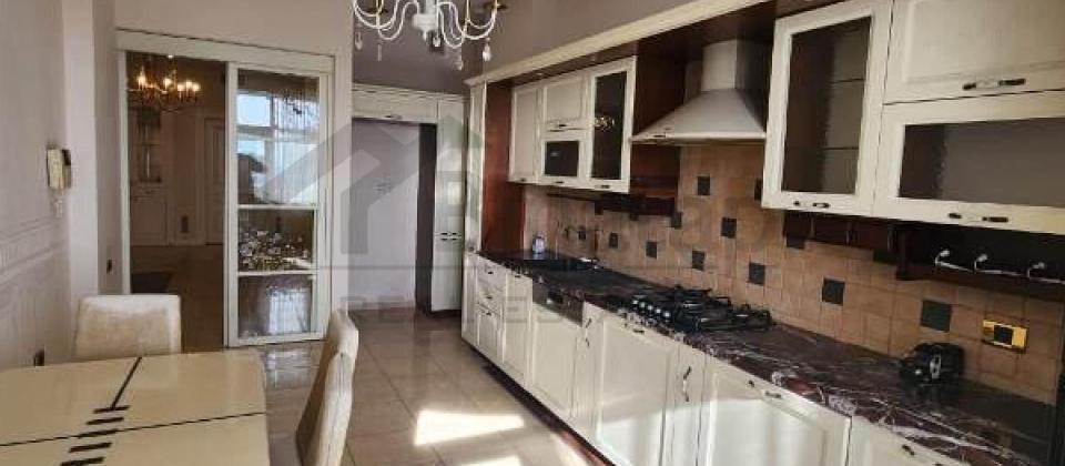 Caspian Plazanin yani, Nizami m/s yaxin 4 otaqli menzil satilir/186 kv.m. - 11