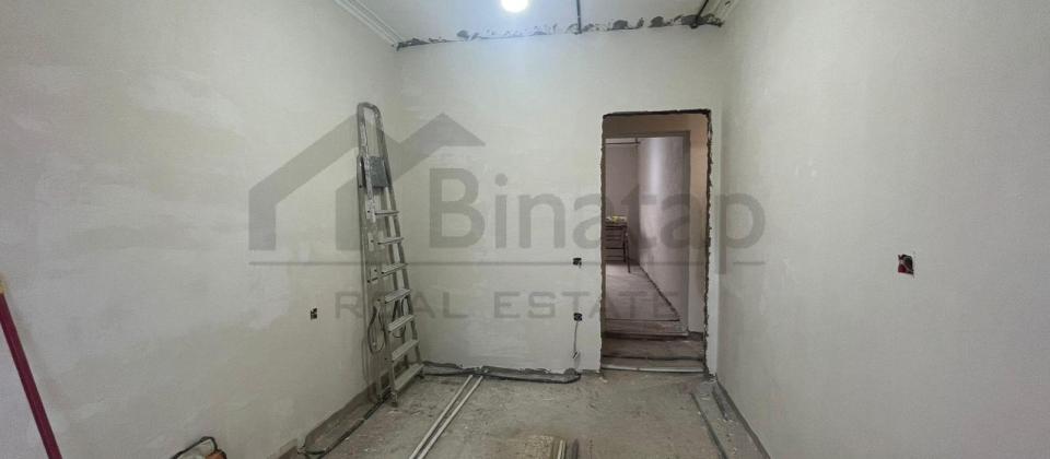 Satılır 2 otaqlı köhnə tikili 53 m², Elmlər Akademiyası m. - 3