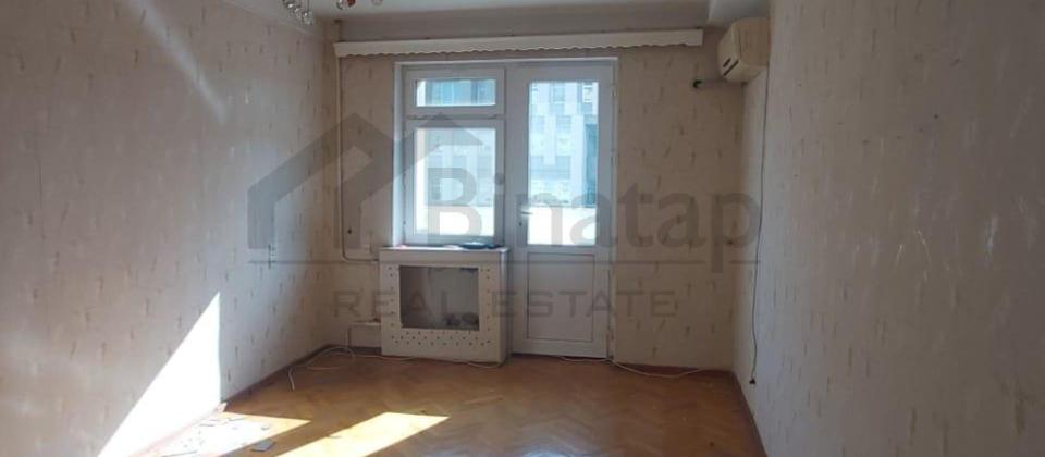 Satılır 2 otaqlı köhnə tikili 65 m², Elmlər Akademiyası m. - 3