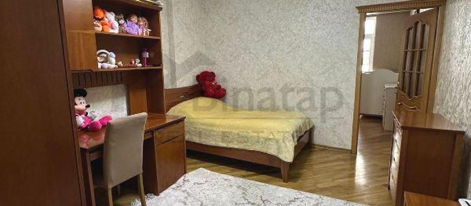 3cu mkrn dairesi, 20 Yanvar və Memar Ecemi m/s yaxin 4 otaqli menzil satilir/137 kv.m. - 8