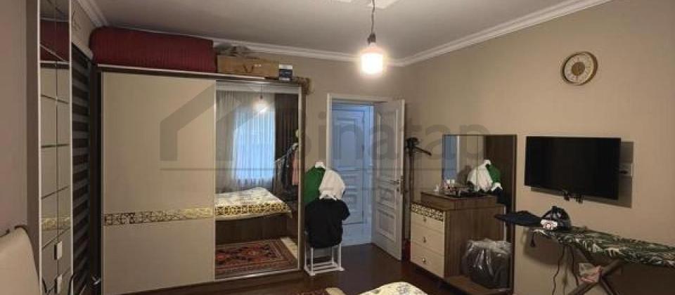 Yashil Ada ushaq bagchasinin yani, 8 Noyabr m/s yaxin 3 otaqli menzil satilir/134 kv.m. - 5