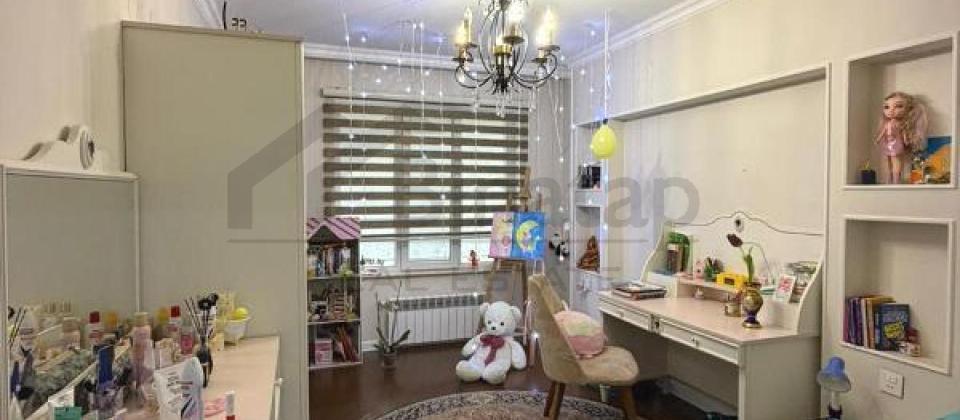 Yashil Ada ushaq bagchasinin yani, 8 Noyabr m/s yaxin 3 otaqli menzil satilir/134 kv.m. - 6