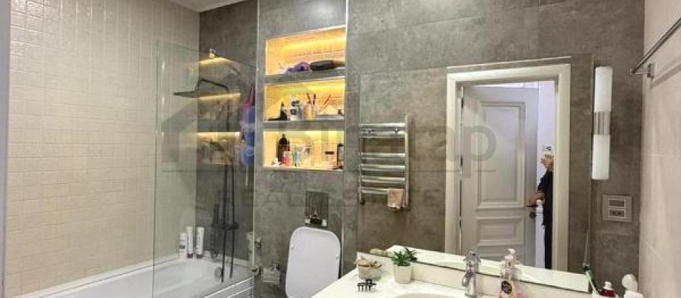 Yashil Ada ushaq bagchasinin yani, 8 Noyabr m/s yaxin 3 otaqli menzil satilir/134 kv.m. - 12