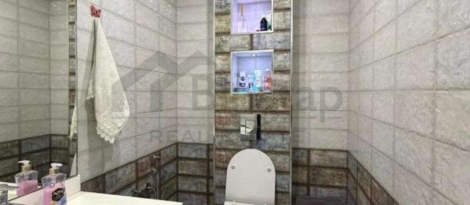 Yashil Ada ushaq bagchasinin yani, 8 Noyabr m/s yaxin 3 otaqli menzil satilir/134 kv.m. - 13