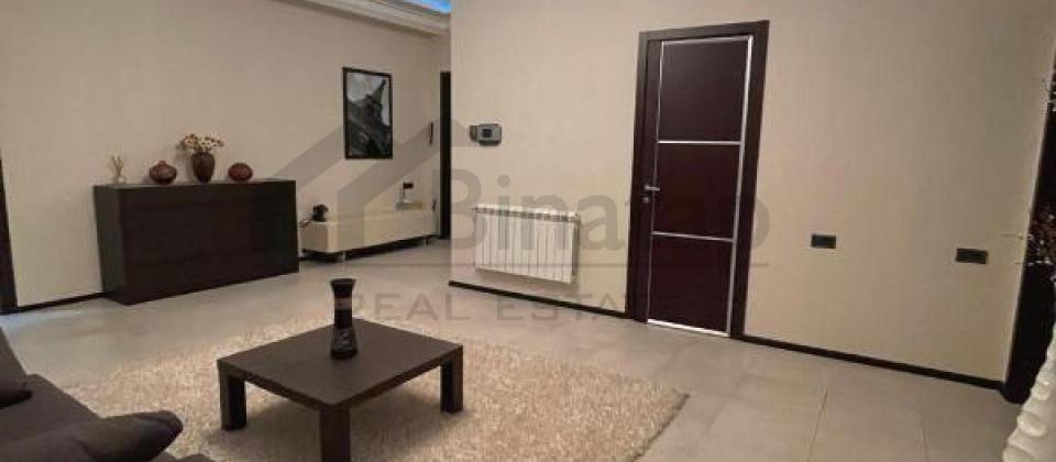 Kooperasiya Universiteti ve Cidir meydaninin yaninda 4 otaqli menzil satilir/240 kv.m. - 12