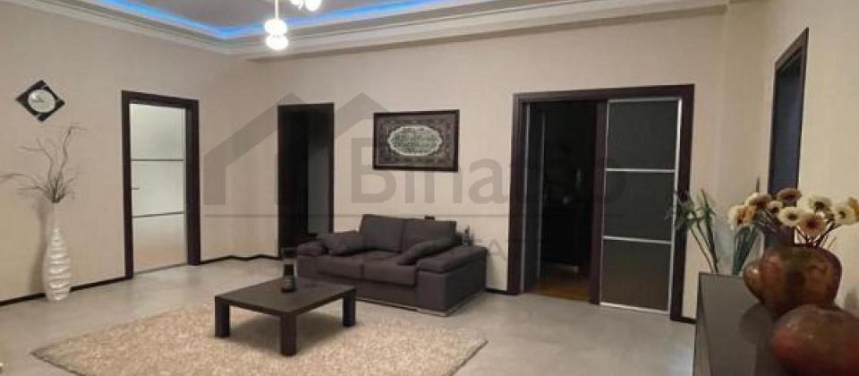 Kooperasiya Universiteti ve Cidir meydaninin yaninda 4 otaqli menzil satilir/240 kv.m. - 13