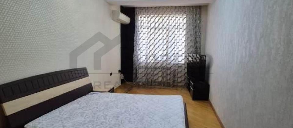 6ci parallel kuchesi, Nizami m/s yaxin 4 otaqli menzil kiraye verilir/170 kv.m. - 4