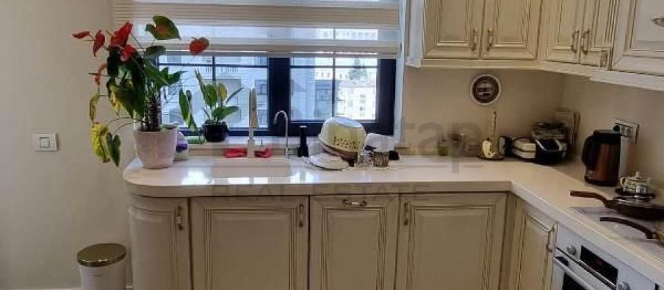 Renessans Palace'da 2 otaqli menzil satilir/91 kv.m., Elmler Akademiyasi m/s yaxindir - 9