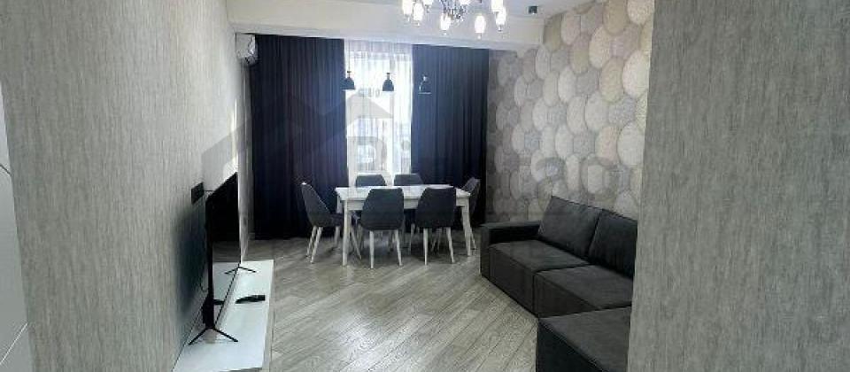 Badamdar, Oxford mektebi ve Badam klinikasinin yaninda 3 otaqli menzil satilir/90 kv.m.