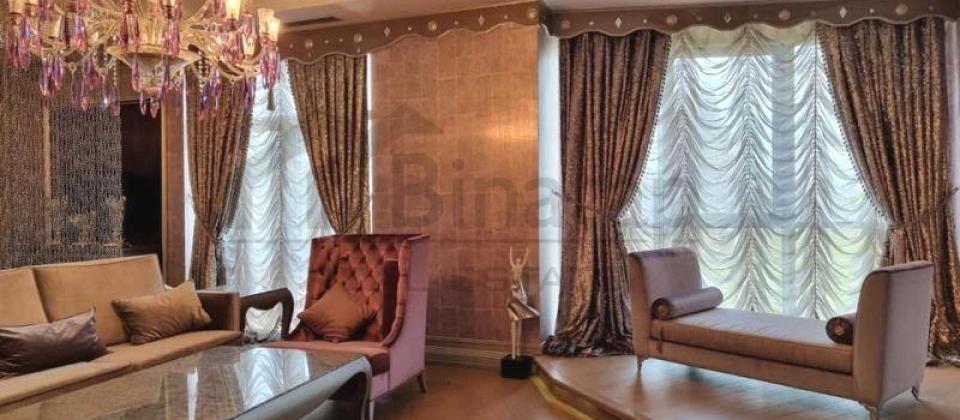 Semed Vurgun kuchesi, Zabitler parkinin yaninda 4 otaqli menzil satilir/239 m2