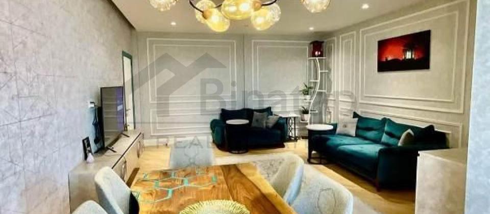 Yasamal parkinin yani, Elmler Akademiyasi m/s yaxin 3 otaqli menzil satilir/110 kv.m. - 2