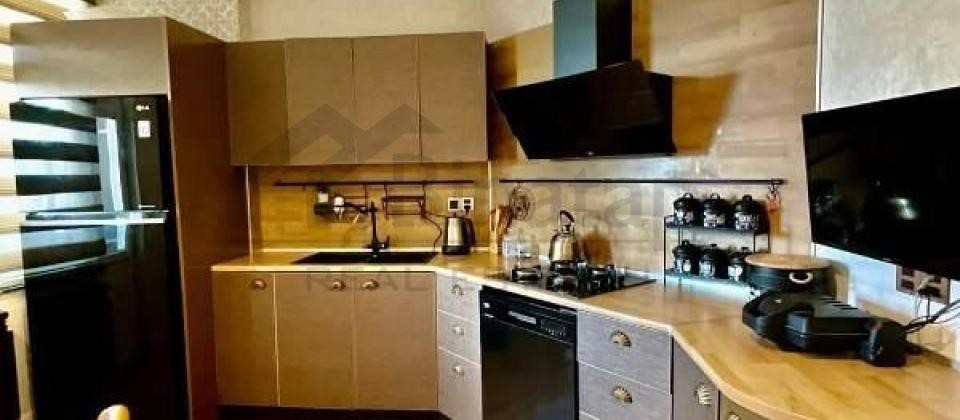 Yasamal parkinin yani, Elmler Akademiyasi m/s yaxin 3 otaqli menzil satilir/110 kv.m. - 8